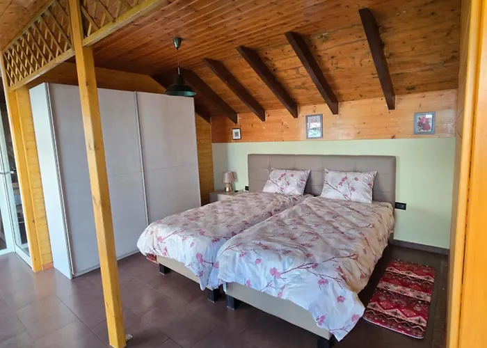 Cozy Attic Lägenhet *