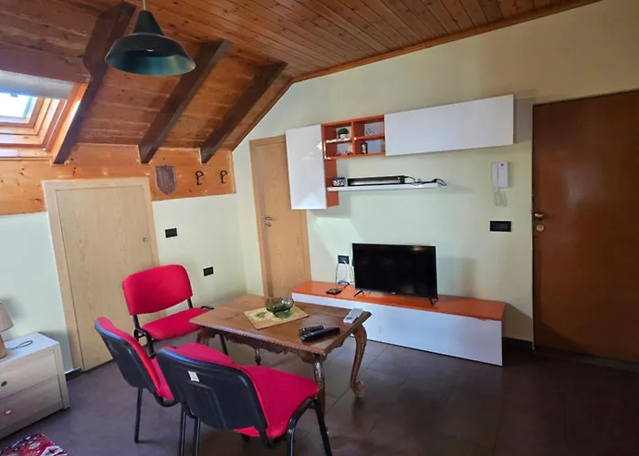 Apartment Cozy Attic Tirana