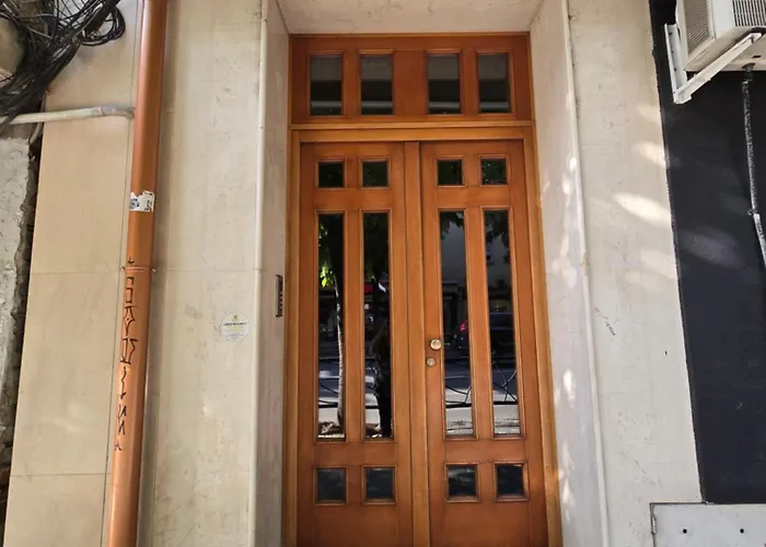 Cozy Attic Apartamento Tirana